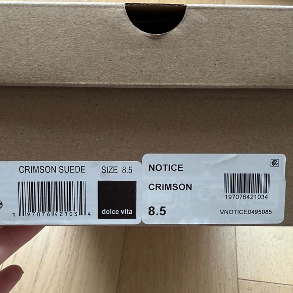 NWT Dolce Vita Notice Sneakers - Picture 3 of 3